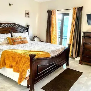 Wynters'escape-gated 1 Or 2 Bedroom W Puertosecobeach Access Holiday home Discovery Bay